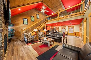 Splash Mansion - Four Bedroom Chalet