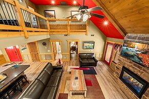 Splash Mansion - Four Bedroom Chalet