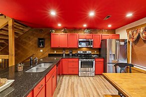 Splash Mansion - Four Bedroom Chalet