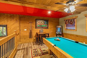 Splash Mansion - Four Bedroom Chalet