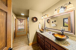 Splash Mansion - Four Bedroom Chalet