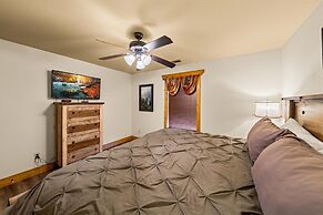 Splash Mansion - Four Bedroom Chalet