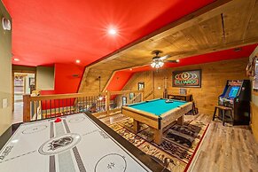 Splash Mansion - Four Bedroom Chalet