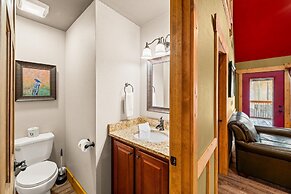 Splash Mansion - Four Bedroom Chalet