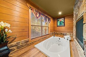 Splash Mansion - Four Bedroom Chalet