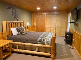 Million Dollar View - Four Bedroom Cabin