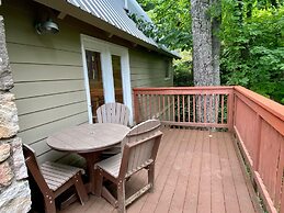 Million Dollar View - Four Bedroom Cabin