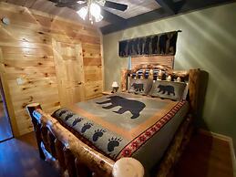 Million Dollar View - Four Bedroom Cabin