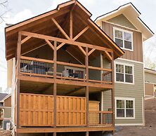 Serene Oasis - Four Bedroom Chalet