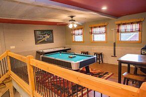 Serene Oasis - Four Bedroom Chalet