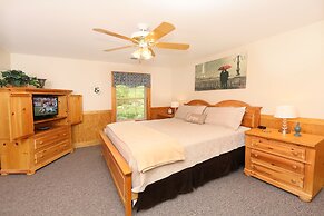 Holly Grove 1 - Three Bedroom Chalet