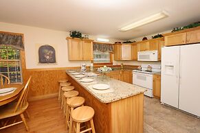 Holly Grove 1 - Three Bedroom Chalet