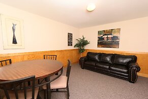 Holly Grove 1 - Three Bedroom Chalet