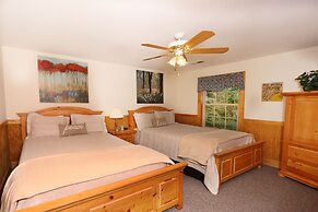 Holly Grove 1 - Three Bedroom Chalet