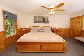 Holly Grove 1 - Three Bedroom Chalet