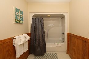 Holly Grove 1 - Three Bedroom Chalet