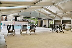 Briarstone Lodge Condo 13E - Three Bedroom Condo