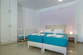 Palapart Gikas Gouvia