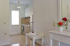 Palapart Gikas Gouvia