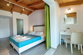 Palapart Gikas Gouvia