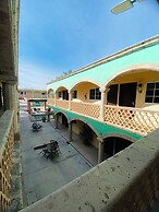 Cactus Inn Los Cabos