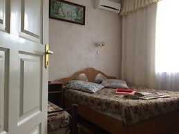 Lazur Guest House