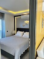 ONLY ONE Suites&Residence