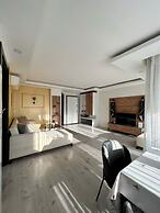 ONLY ONE Suites&Residence