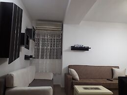 Tirana Center Excelsior Apartment