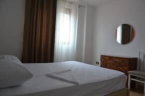 Tirana Center Excelsior Apartment
