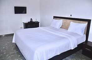 La Couronne RW Hotel & Suites