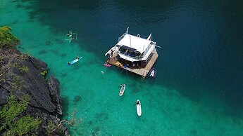 Paolyn Floating House Restaurant