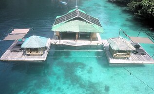 Paolyn Floating House Restaurant