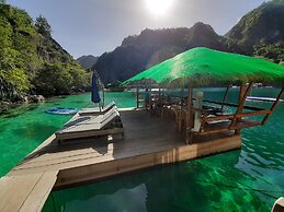 Paolyn Floating House Restaurant