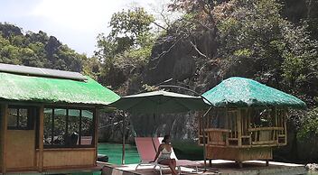 Paolyn Floating House Restaurant