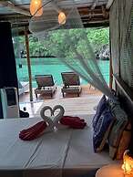 Paolyn Floating House Restaurant