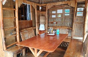 Paolyn Floating House Restaurant