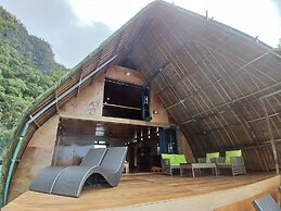 Paolyn Floating House Restaurant