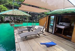 Paolyn Floating House Restaurant