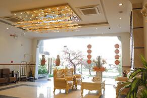 Khach San Tuong Vi - Le Hong Phong