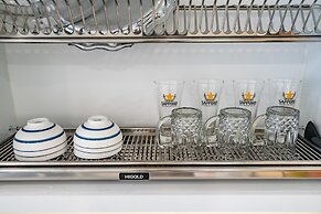 NES House - Riverview Apartment