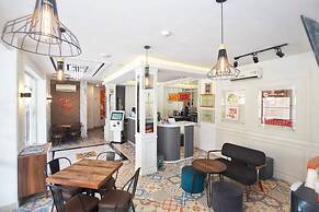 Front One Cabin Slamet Riyadi Solo