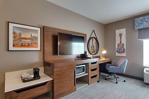 Hampton Inn & Suites Nashville North Skyline