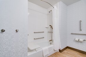 Hampton Inn & Suites Nashville North Skyline