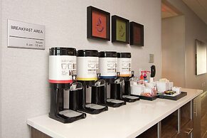 Hampton Inn & Suites Nashville North Skyline