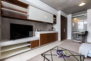 Sky 1 BDR South Yarra Apartment