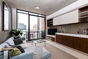 Sky 1 BDR South Yarra Apartment