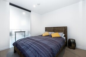 Sky 1 BDR South Yarra Apartment