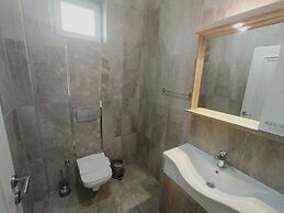 Kaya House Daily Flat