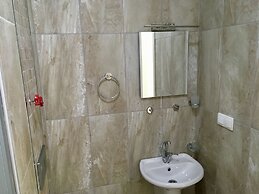 Kaya House Daily Flat